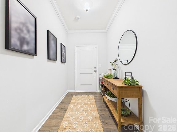 2nd image of 619 Samet St