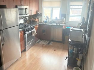 110 Thurston St #6R, Somerville, MA 02145