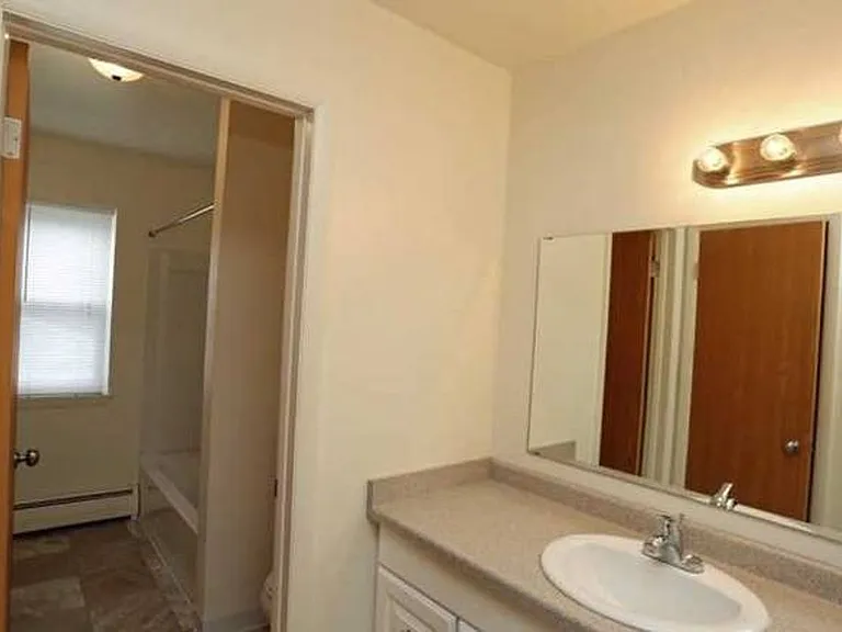 474 & 478 W Scott St — Photo 7