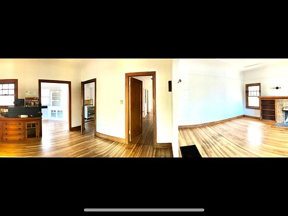 3rd image of 4645 Marlborough Dr