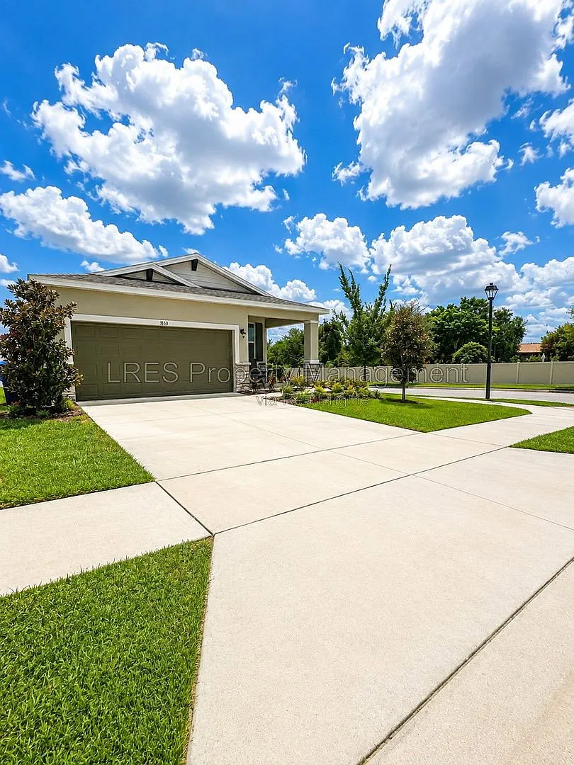 3 bed, 2.0 bath, 1650 sqft, $2,250 — Photo 3
