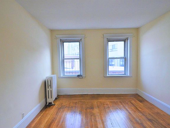2nd image of 26 Hemenway St APT 14