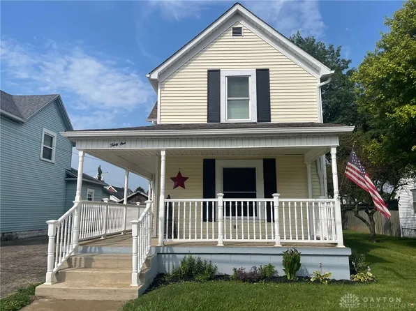 31 N Church St, South Charleston, OH 45368