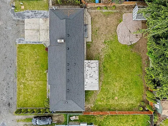 118 Violet Meadow St E — Photo 24