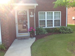 33558 Utica Rd, Fraser, MI 48026