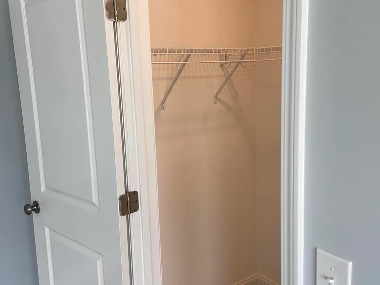 4612 Runaway Bay Ln — Photo 25