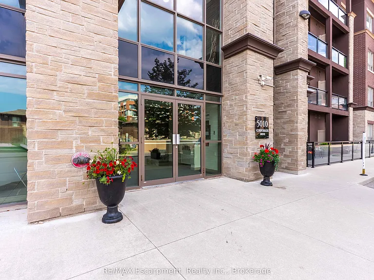 5010 Corporate Dr #313 — Photo 4