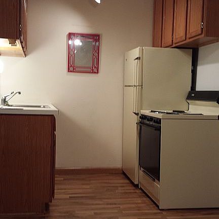 5th image of 8821 Schneider Ave Unit 33