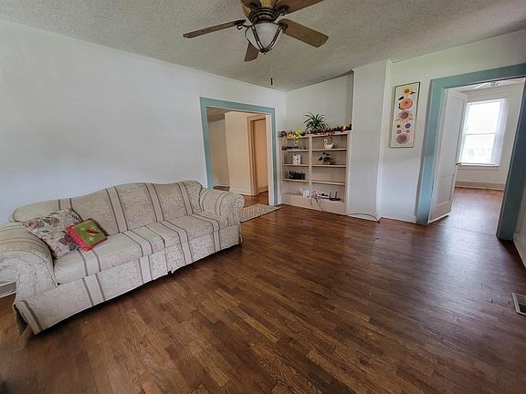 4th image of 420 N Jefferson Ave