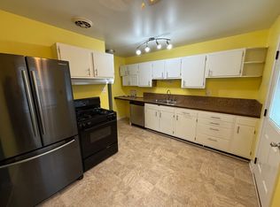 2431 Proctor Knott Dr, Louisville, KY 40218