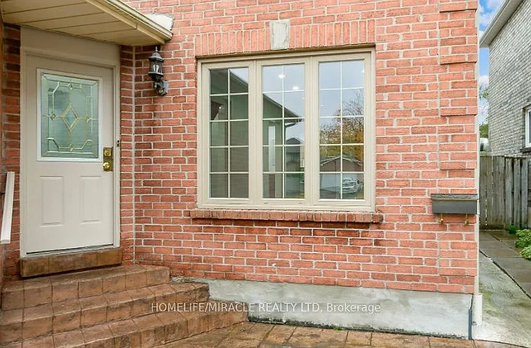 204 Delaney Dr #BASEMENT — Photo 3