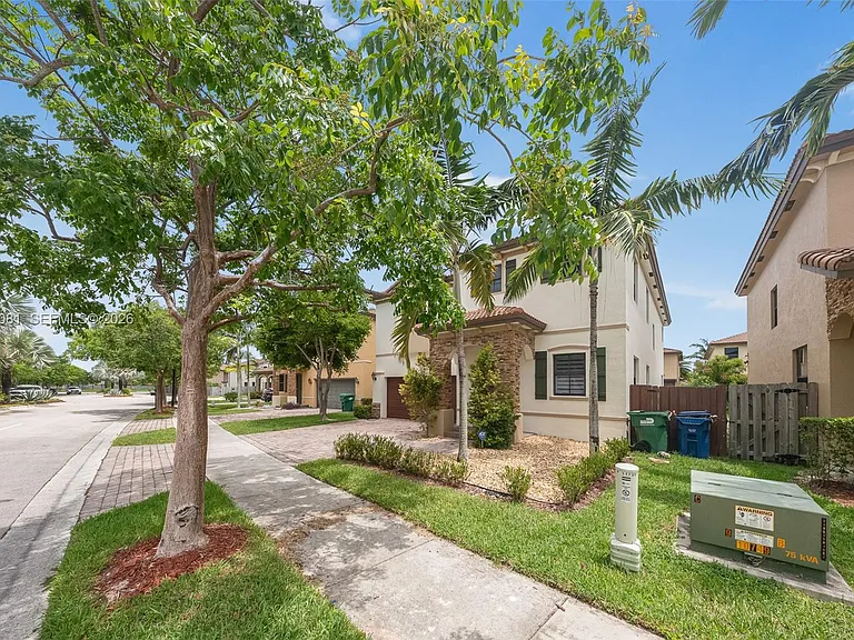 11731 SW 234th St — Photo 26