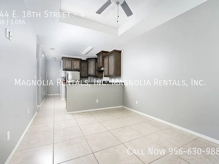 244 E 18th St #4 — Photo 3