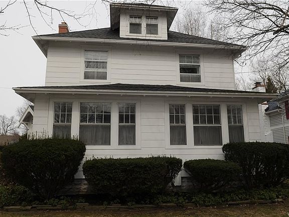 4th image of 54 East Ave