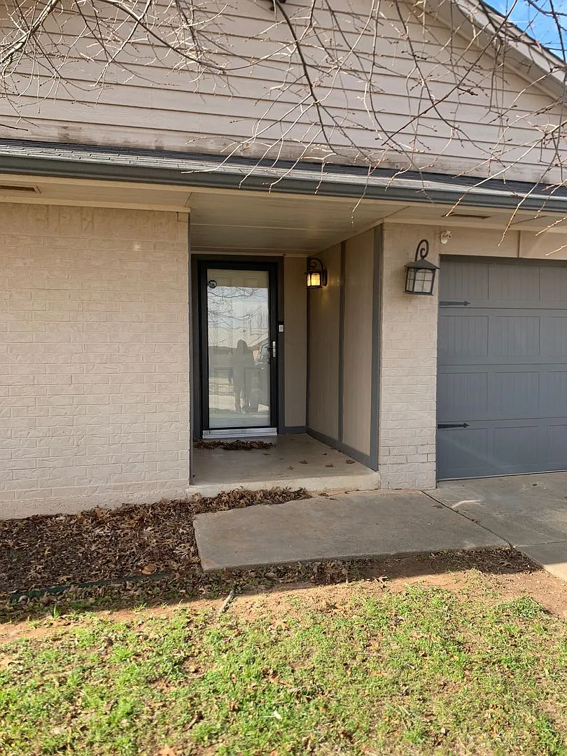 Remodeled 3 Bedroom near Moore — Photo 3