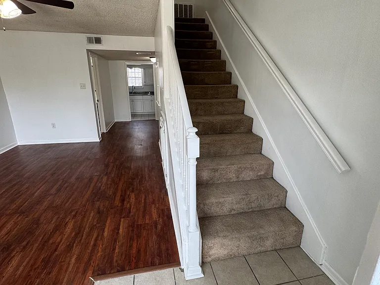 558 S Flannery Rd #C — Photo 5