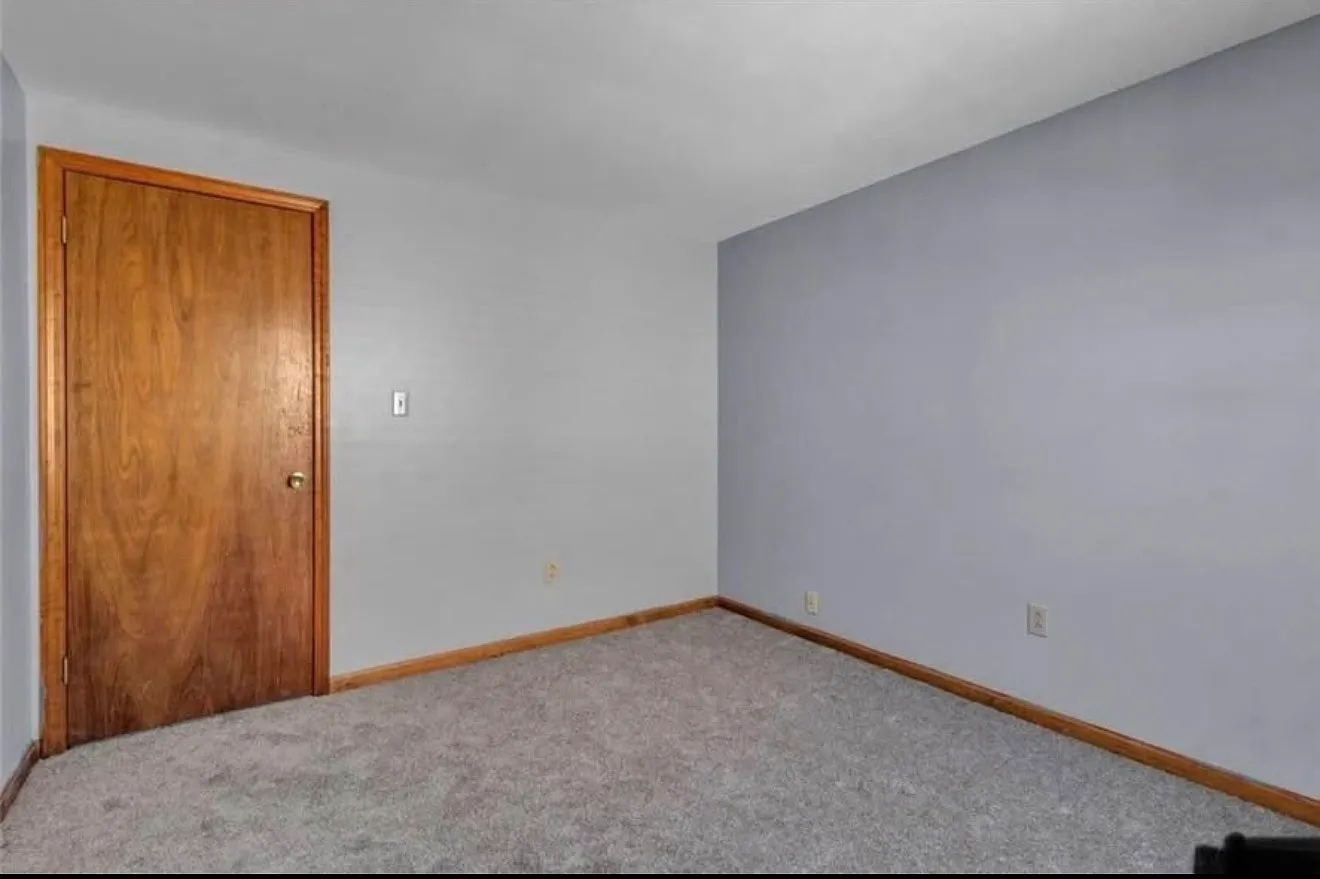 Rushford Ln, Cheektowaga — Photo 4