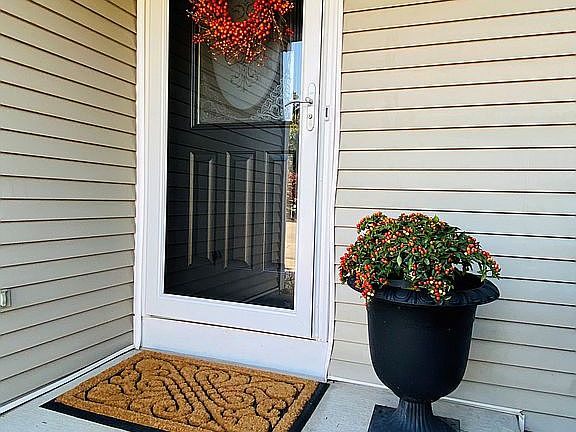 2nd image of 1137 Chancellor Dr