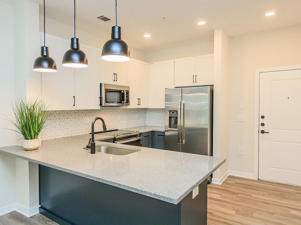 MILLENNIUM KITCHEN PENDANTS