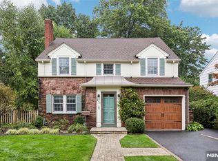 202 Walthery Ave, Ridgewood, NJ 07450