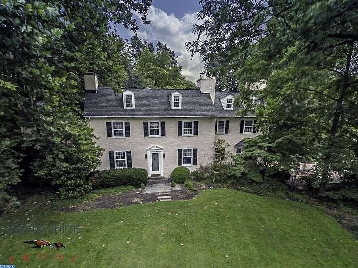 1st image of 2 Foxhill Ln