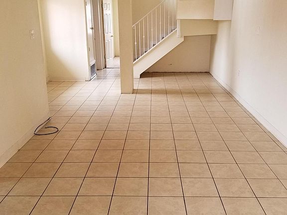 3rd image of 11059 Mirage Ct