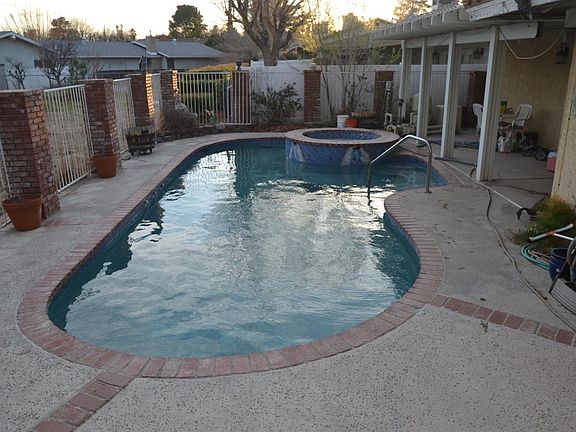 2nd image of 16123 Camelback Dr