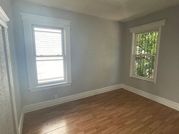 5th image of 26 Baldwin Ave #A