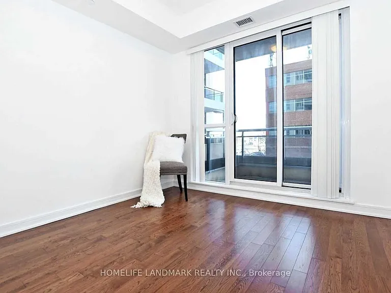 9201 Yonge St #NW-201 — Photo 9