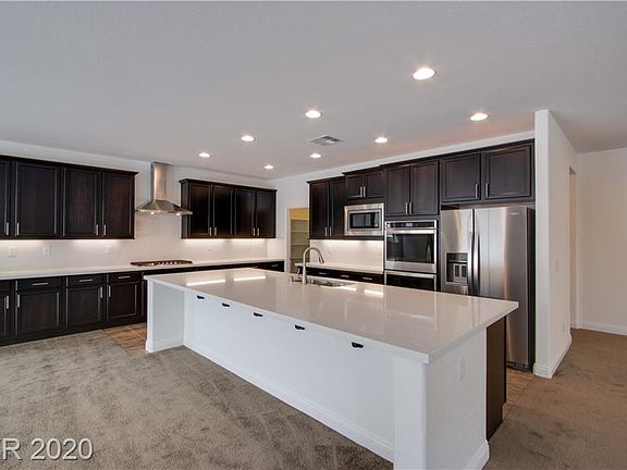 3rd image of 1009 Whitworth Ave