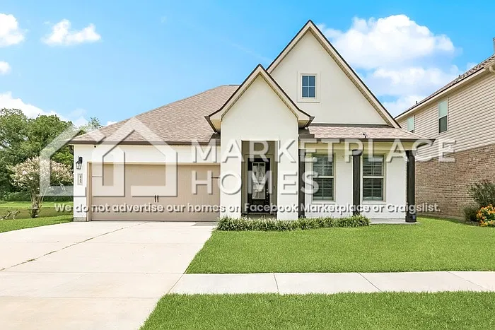 4 bed, 2.5 bath, 2130 sqft, $2,450 — Photo 1