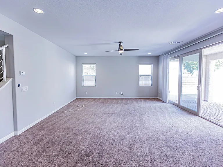8538 Helvetia Ln — Photo 9