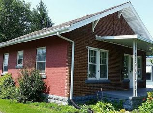 1215 Washington Ave, Washington Court House, OH 43160