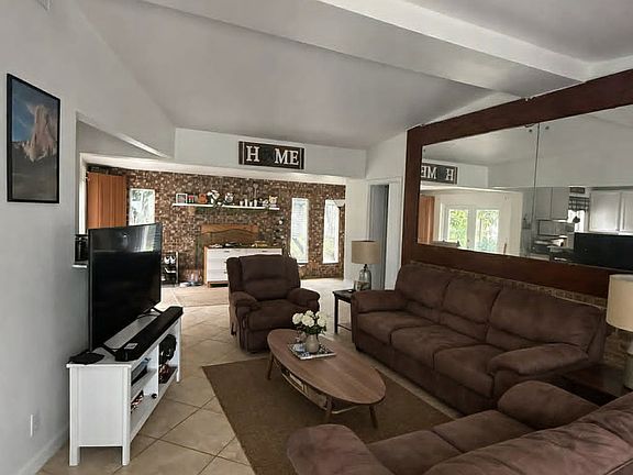 2nd image of 1110 SW 42nd Ave