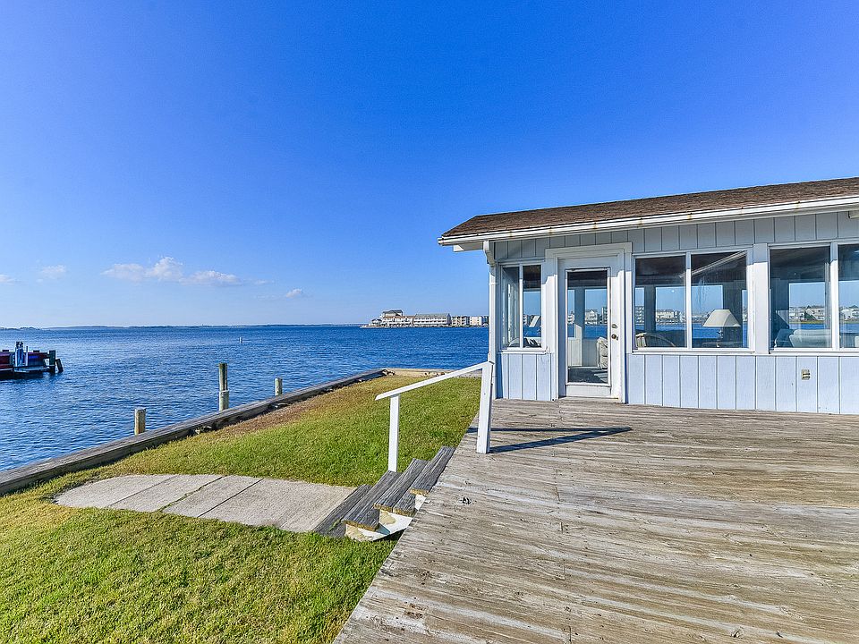 10627 Shifting Sand Drive!