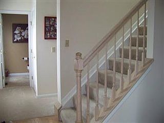 2nd image of 1653 Cantebury Ln