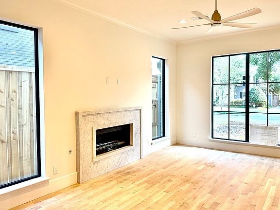 2nd image of 4428 Glenwick Ln