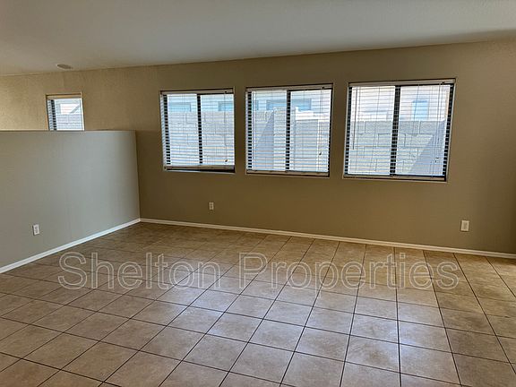 5th image of 17476 W Coyote Trail Dr