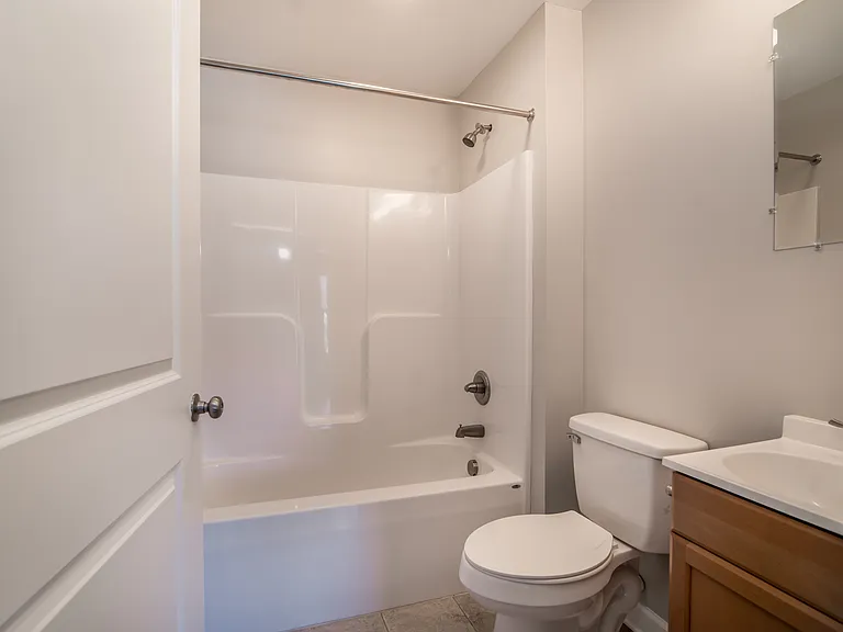 107 Williams St #3 — Photo 5