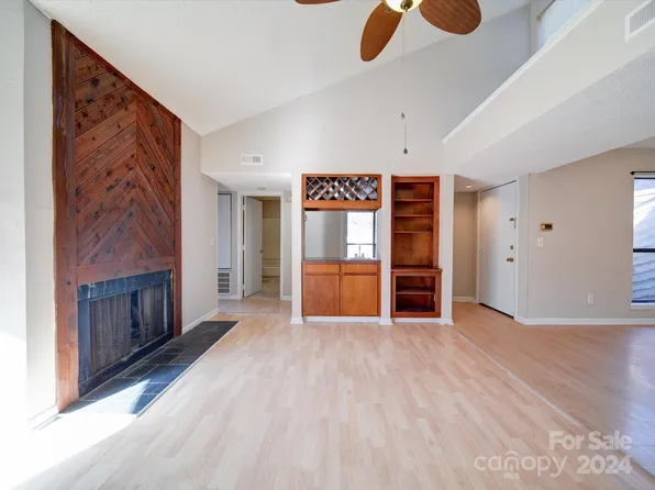 4608 Sharon Chase Dr APT H, Charlotte, NC 28215