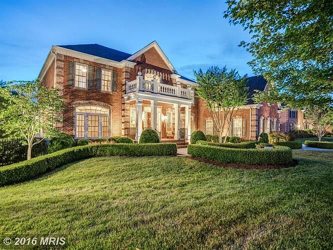 1st image of 9916 Rosewood Hill Cir