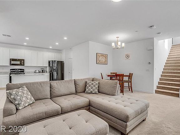 4th image of 913 Bluebell Brook St
