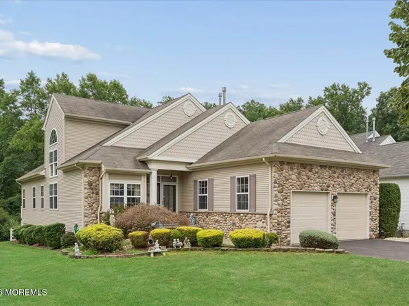 1 Gainsborough Court, Manalapan, NJ 07726