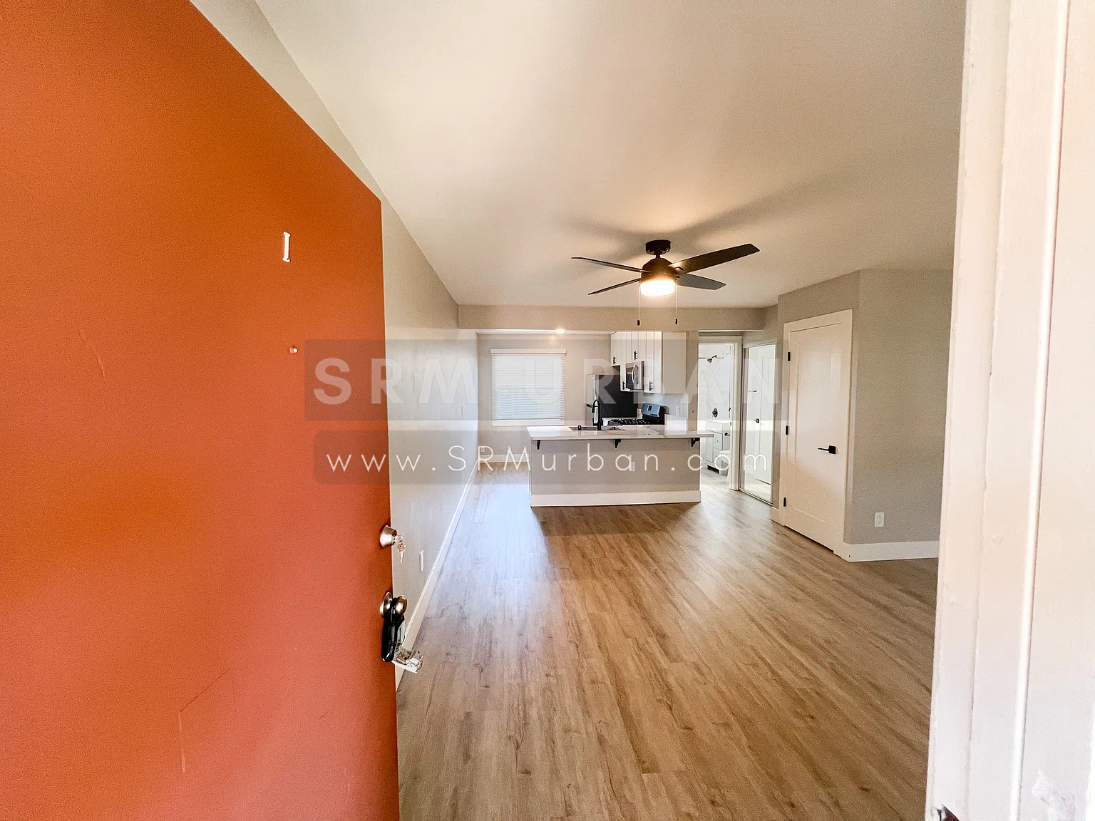 Studio, 400 sqft, $1,895 — Photo 3