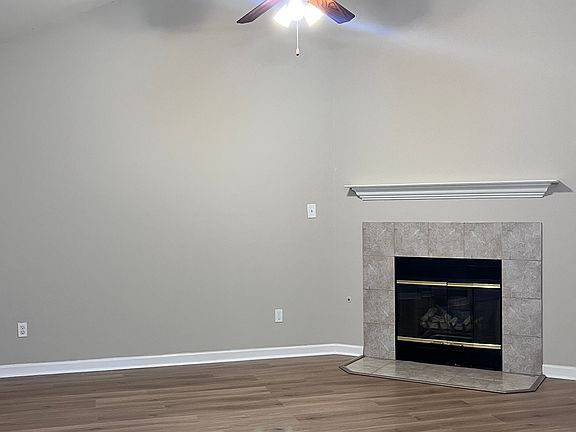 3rd image of 3398 Jim Lee Rd #A