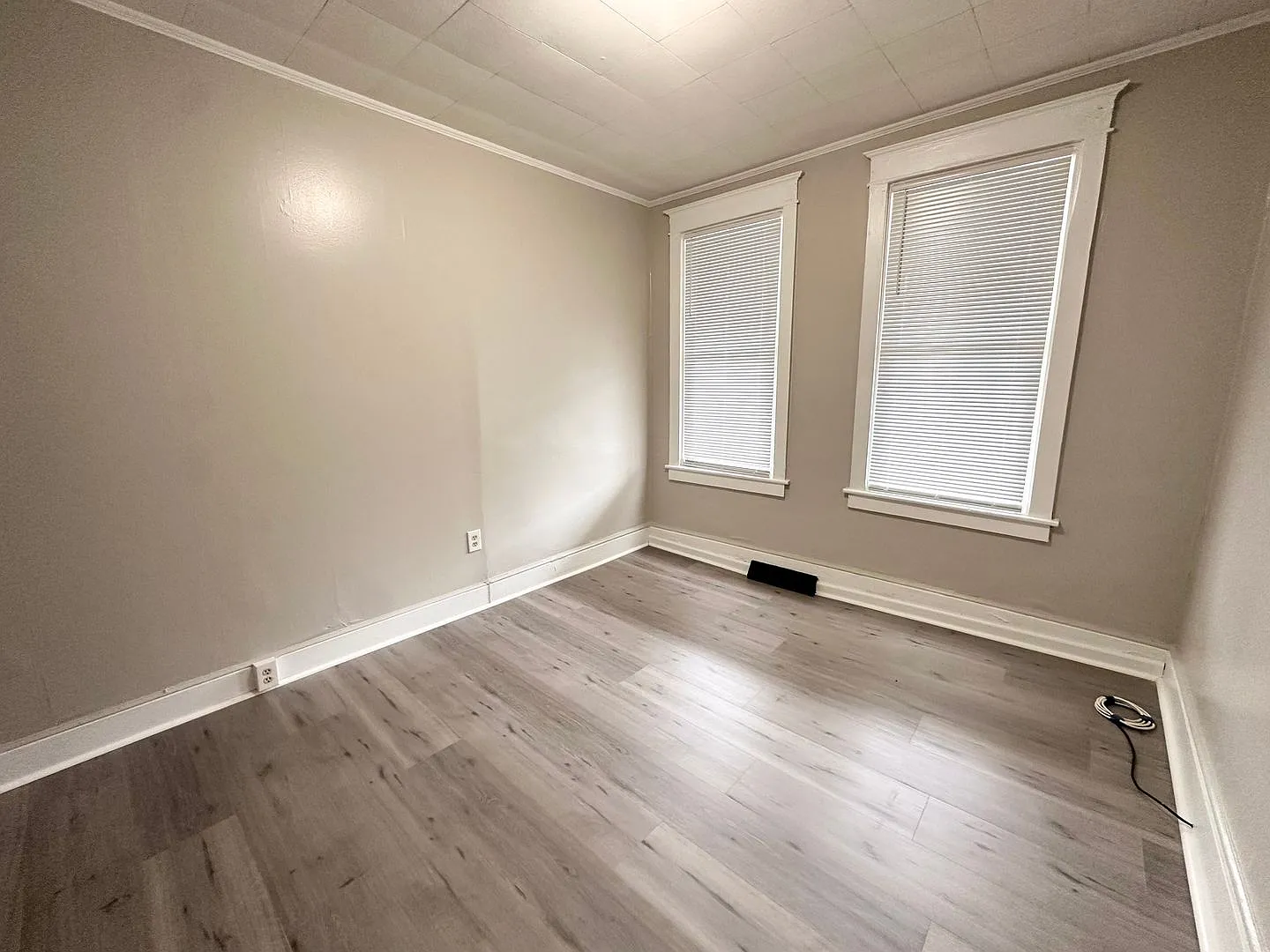 466 E Prospect St — Photo 4