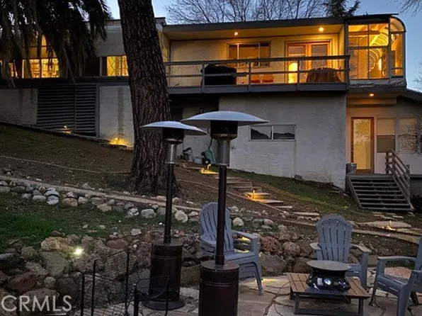 1820 Lookout Dr, Agoura Hills, CA 91301