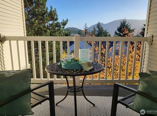 Daybreak At Issaquah Ridge, Issaquah, WA 98029