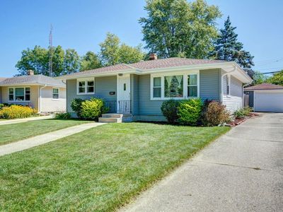 4015 Harding ROAD, Kenosha, WI, 53142