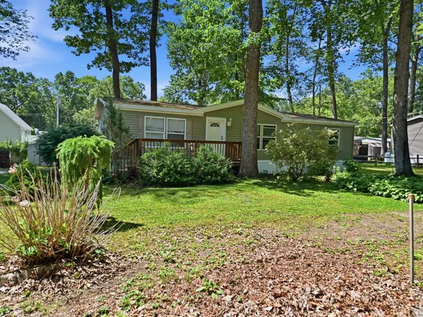 800 Arnold St Trlr 13, Ballston Spa, NY 12020